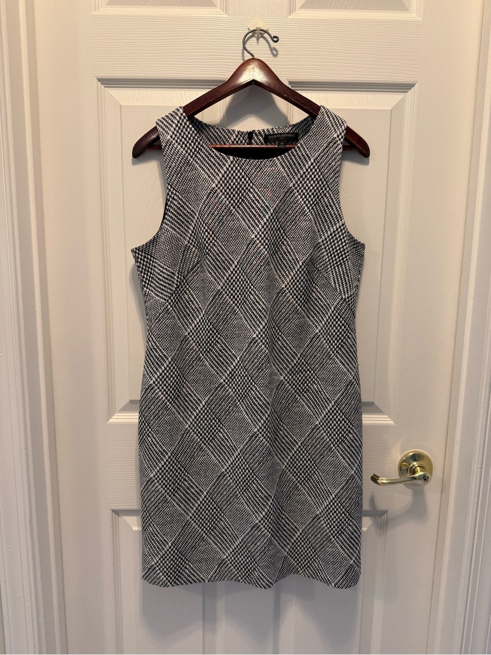 Banana Republic MensWear Plaid Stretch Mini Shift Dress